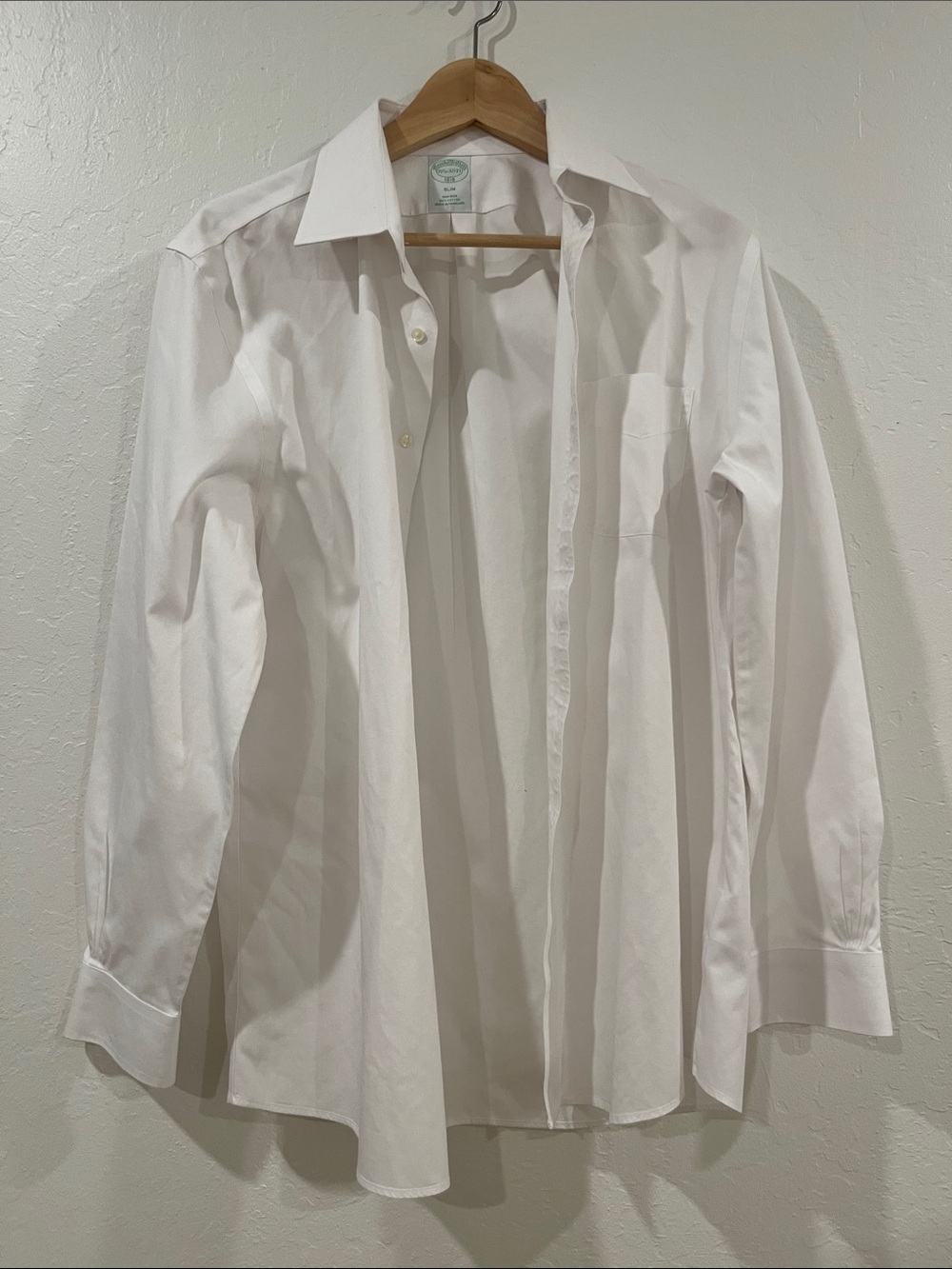 Brooks Brothers White Men's Dress Shirt with Point Collar